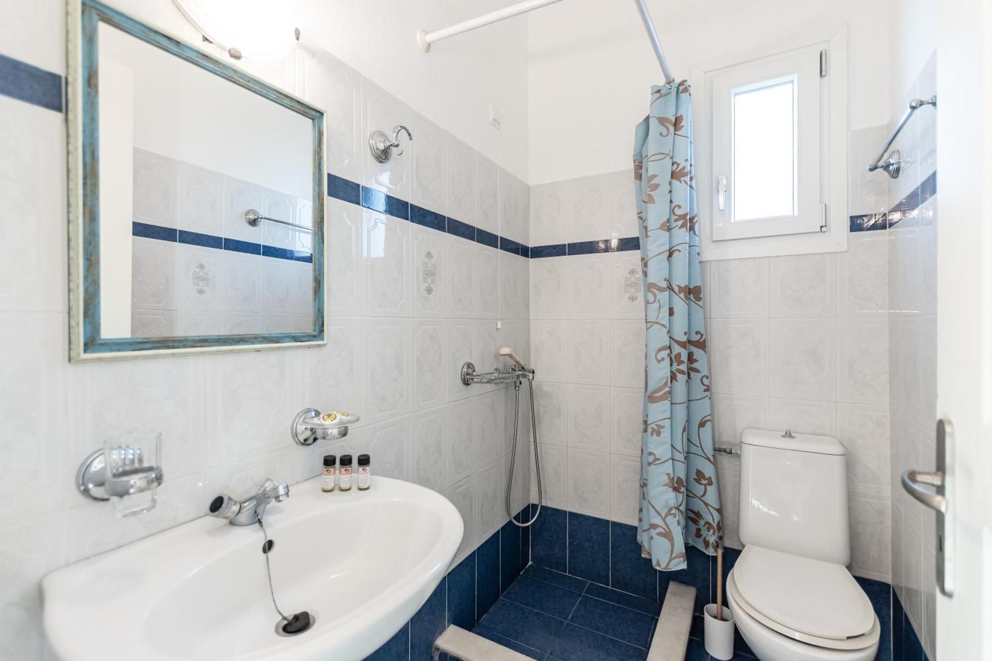Birbas Hotel Agia Anna  Buitenkant foto